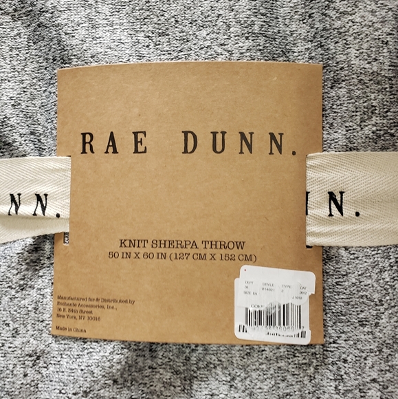 Rae Dunn RELAX Knit Sherpa Throw Black White Gray - Picture 2 of 5